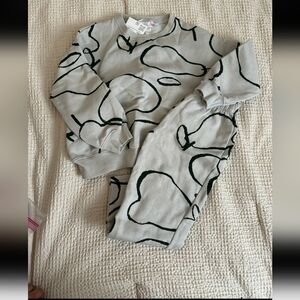 Gray and Black Patterned Sweatshirt and Pants Set